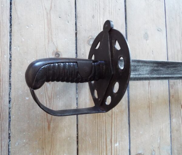 Napoleonic Period British "Disc Hilt" 1796 Heavy Cavalry Sabre - Image 3